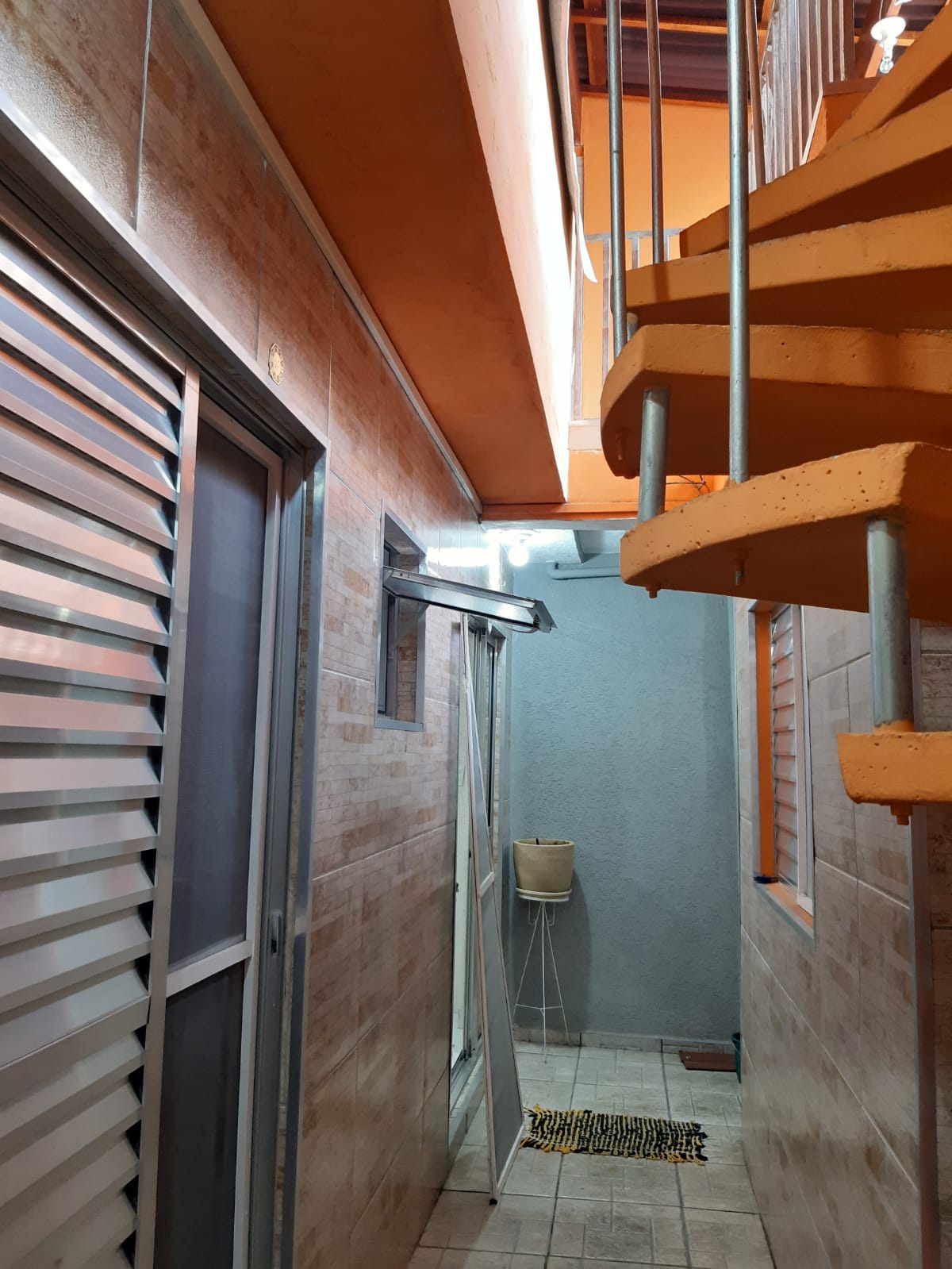 IMÓVEL CASA com Edicula  Conjunto Habitacional