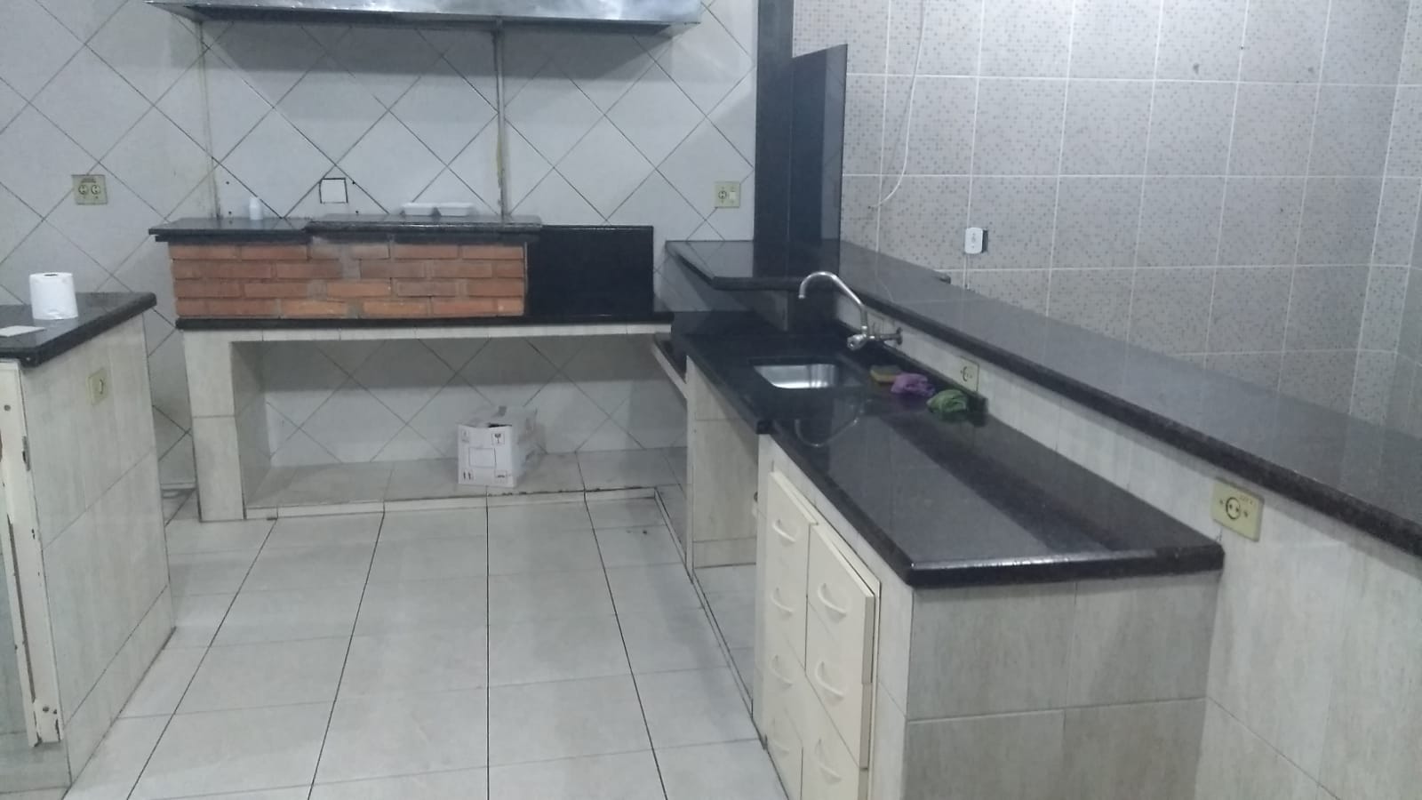 IMÓVEL COMERCIAL 
