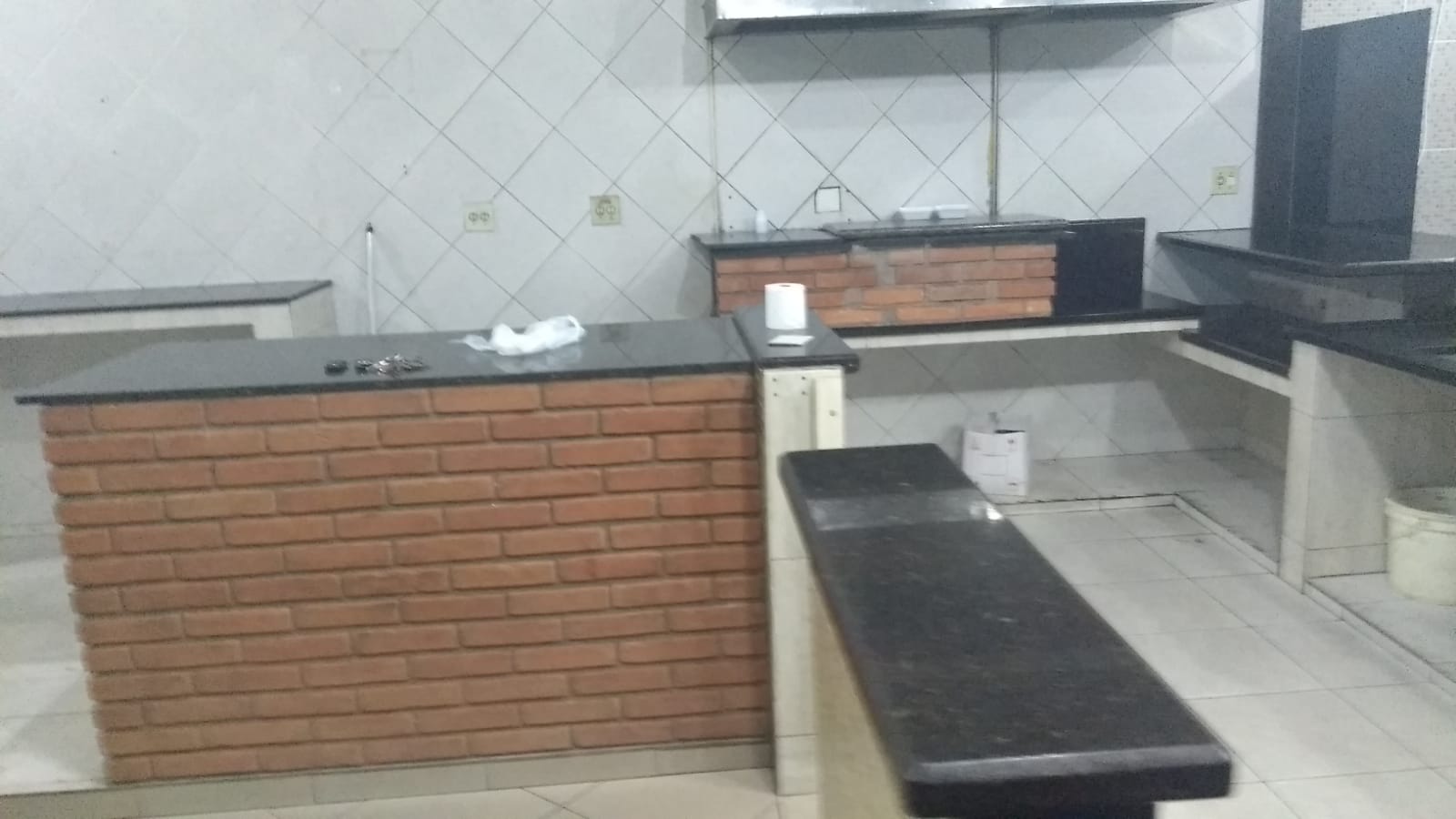 IMÓVEL COMERCIAL 