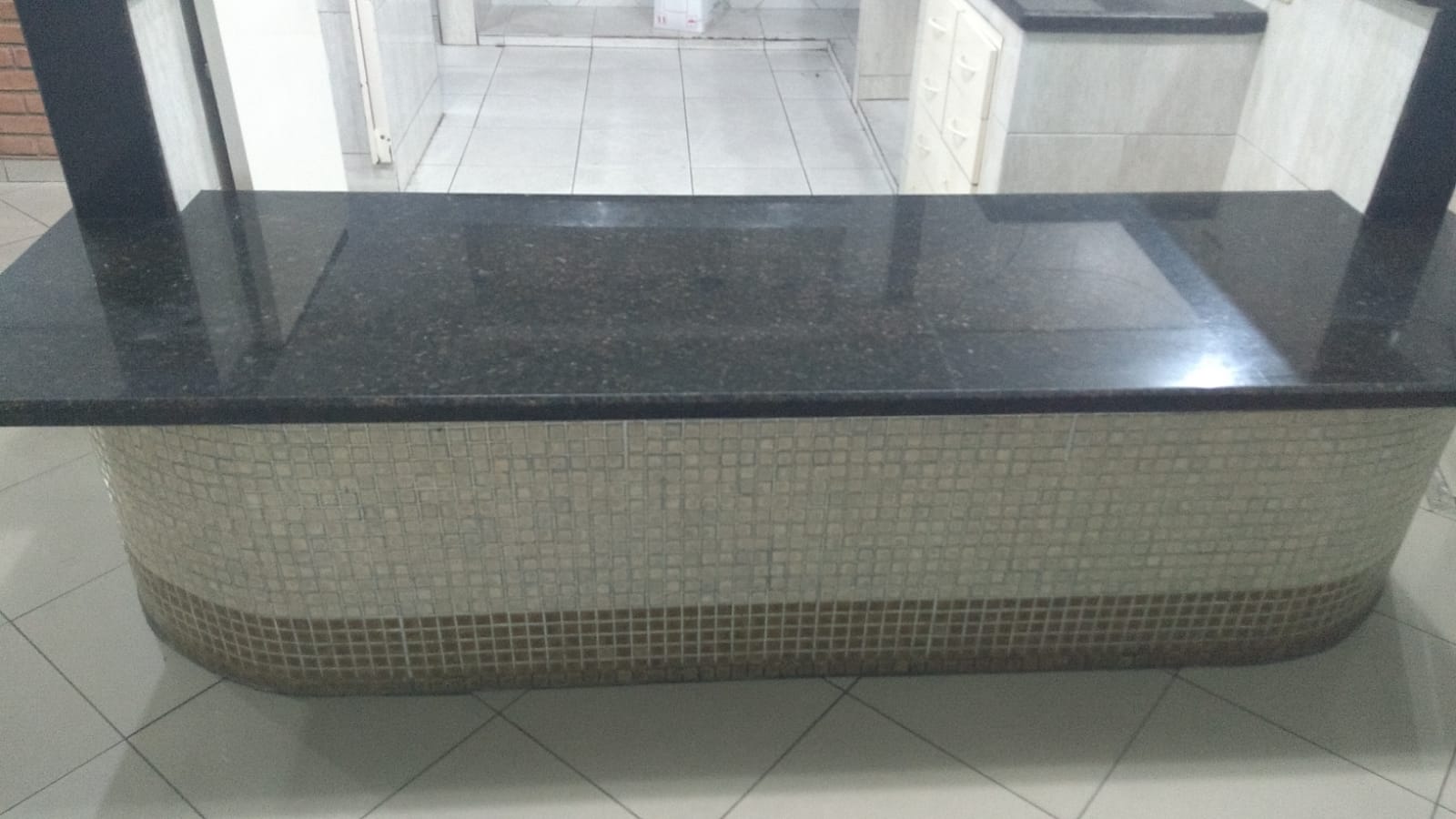 IMÓVEL COMERCIAL 