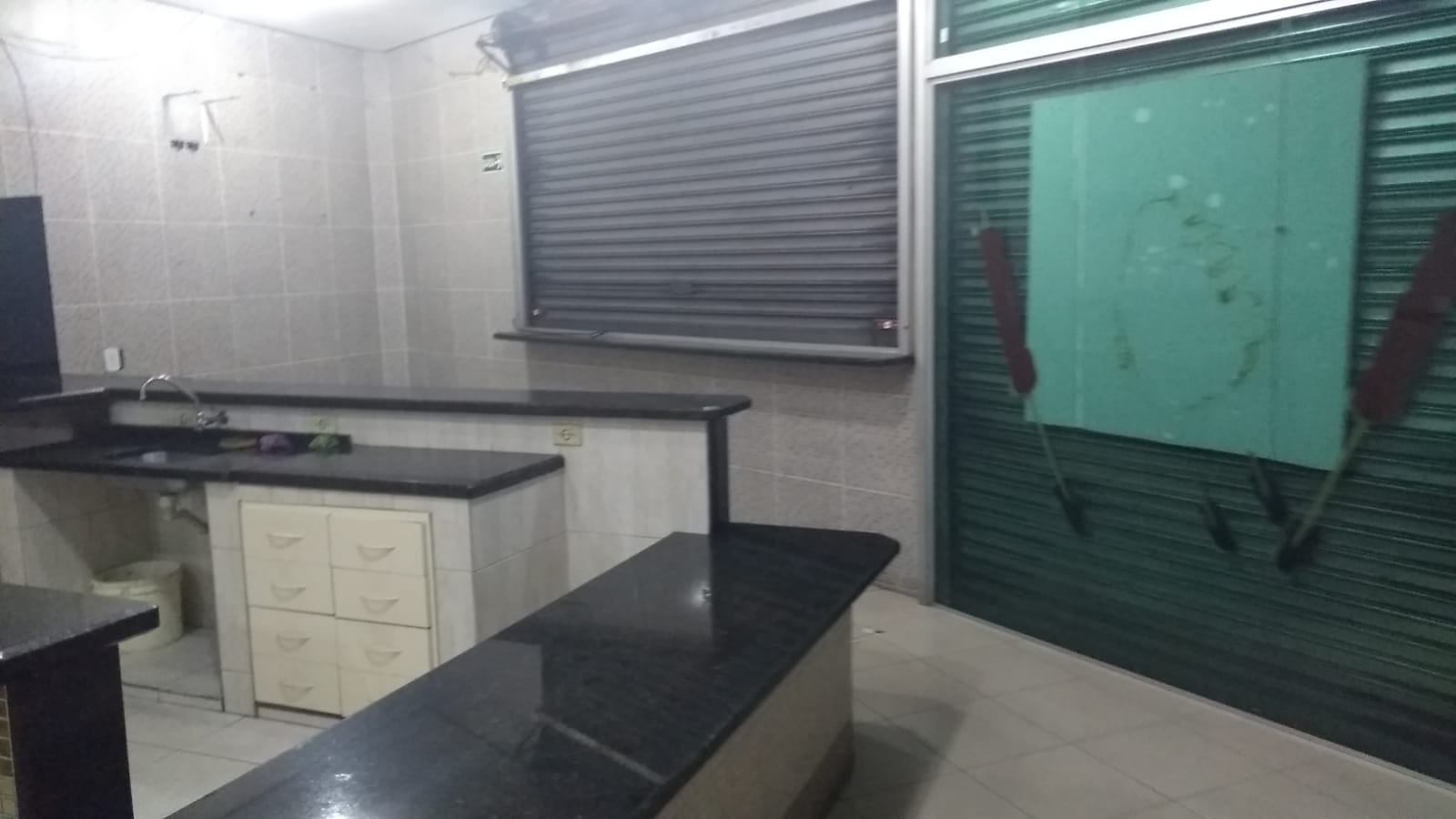 IMÓVEL COMERCIAL 