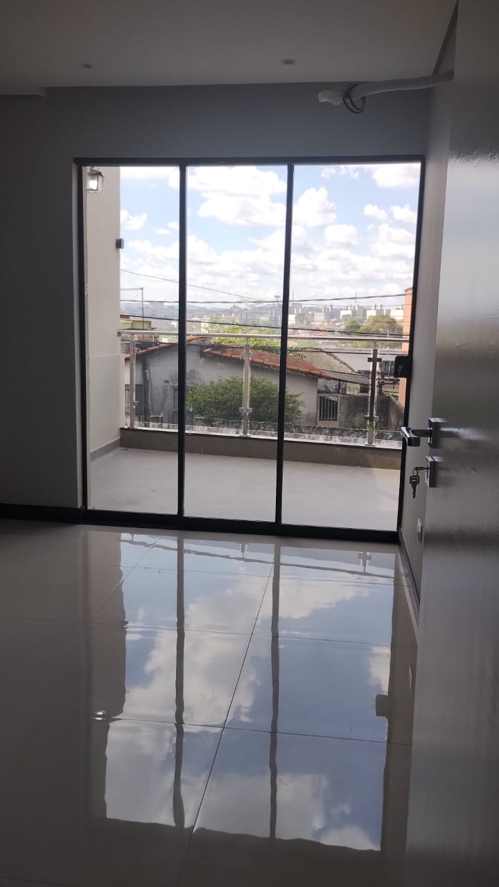LINDO SOBRADO JD BRASÍLIA 
