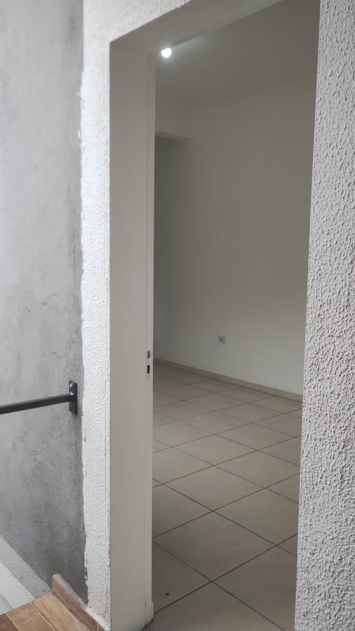 CASA COM 03 COMÔDOS NO PQ.SAVAOY 
