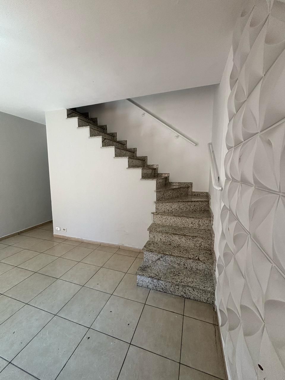 SOBRADO PROXIMO AO METRO PATRIARCA 