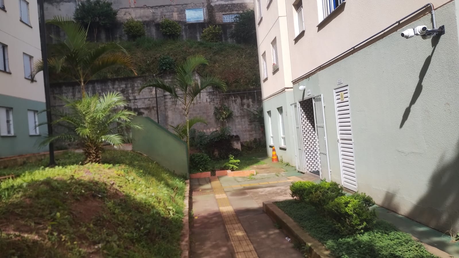 VENDE -SE  APARTAMENTO 