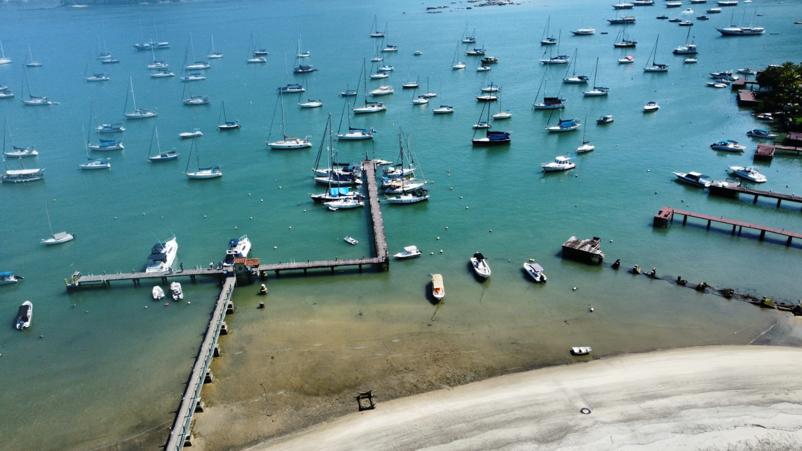 Casa Frente ao Mar - Locação, Marinas, Angra dos Reis, RJ