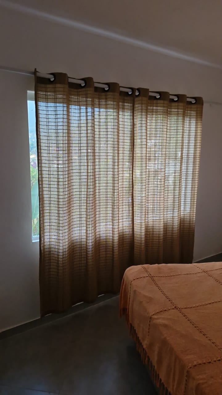Casa em condomínio de frente para o mar no Marinas Angra dos Reis RJ.