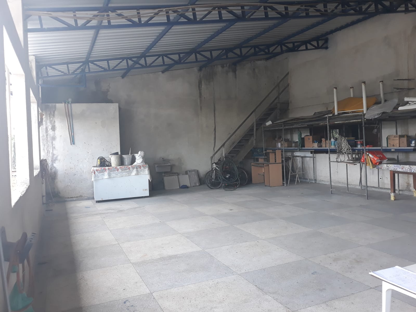 Galpão c/ residência em Angra dos Reis - RJ