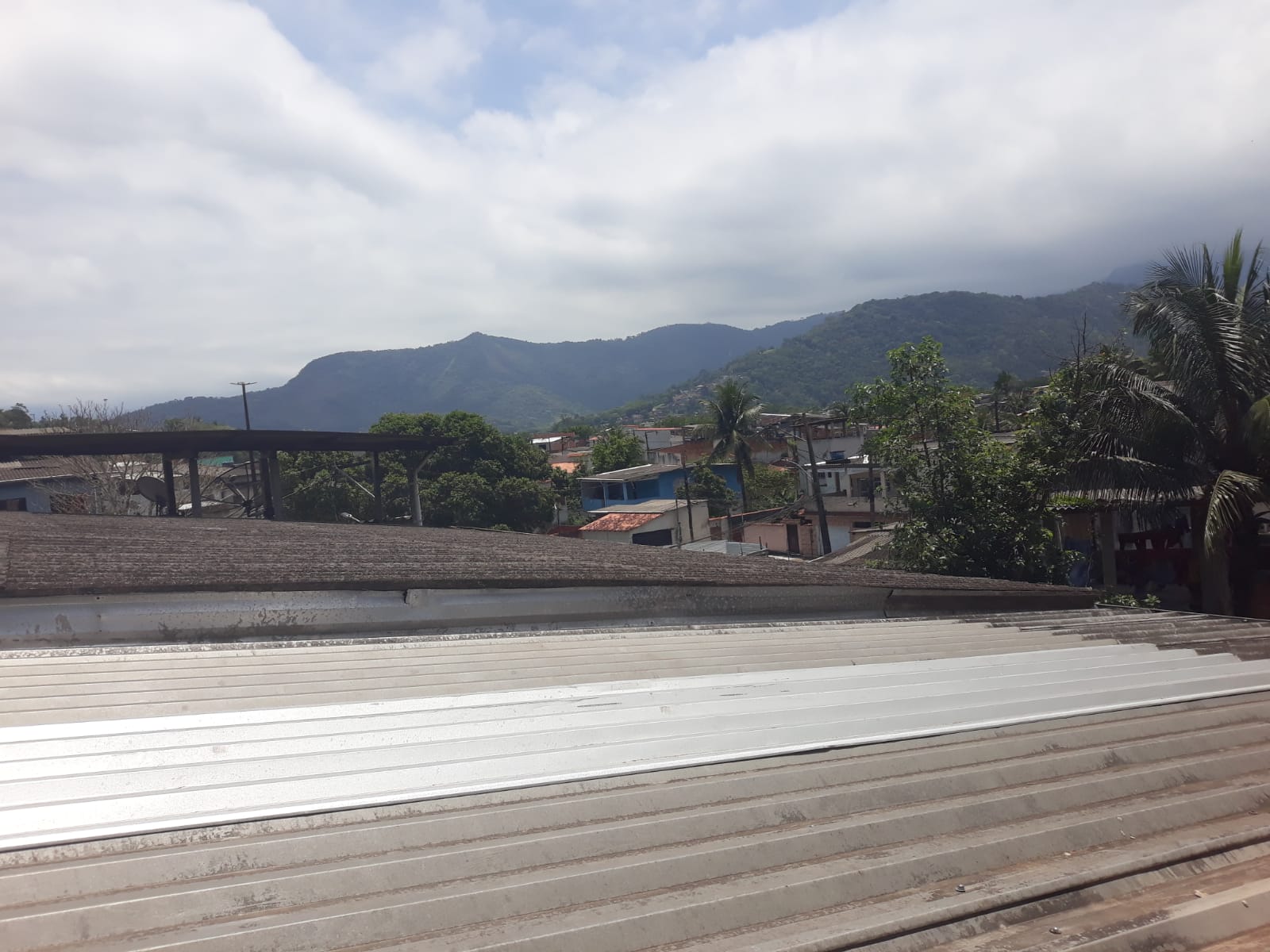 Galpão c/ residência em Angra dos Reis - RJ