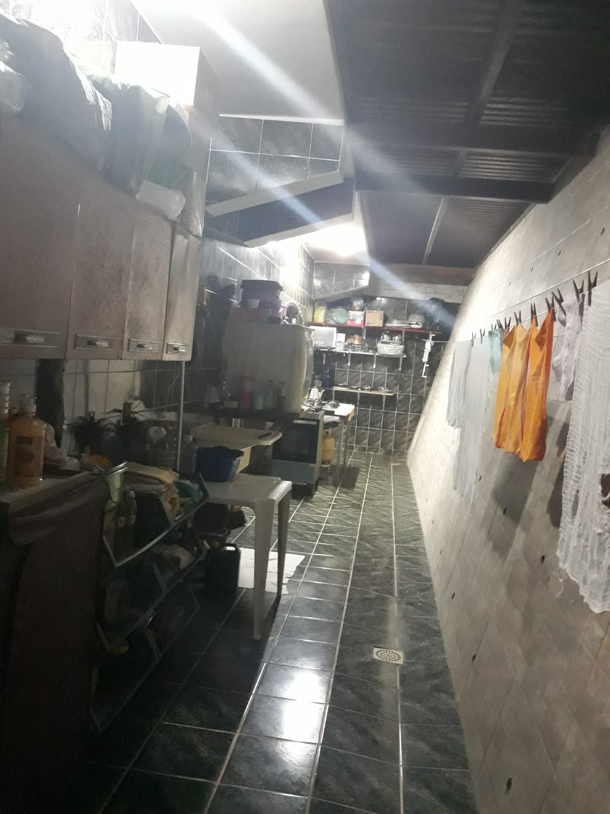 Galpão c/ residência em Angra dos Reis - RJ