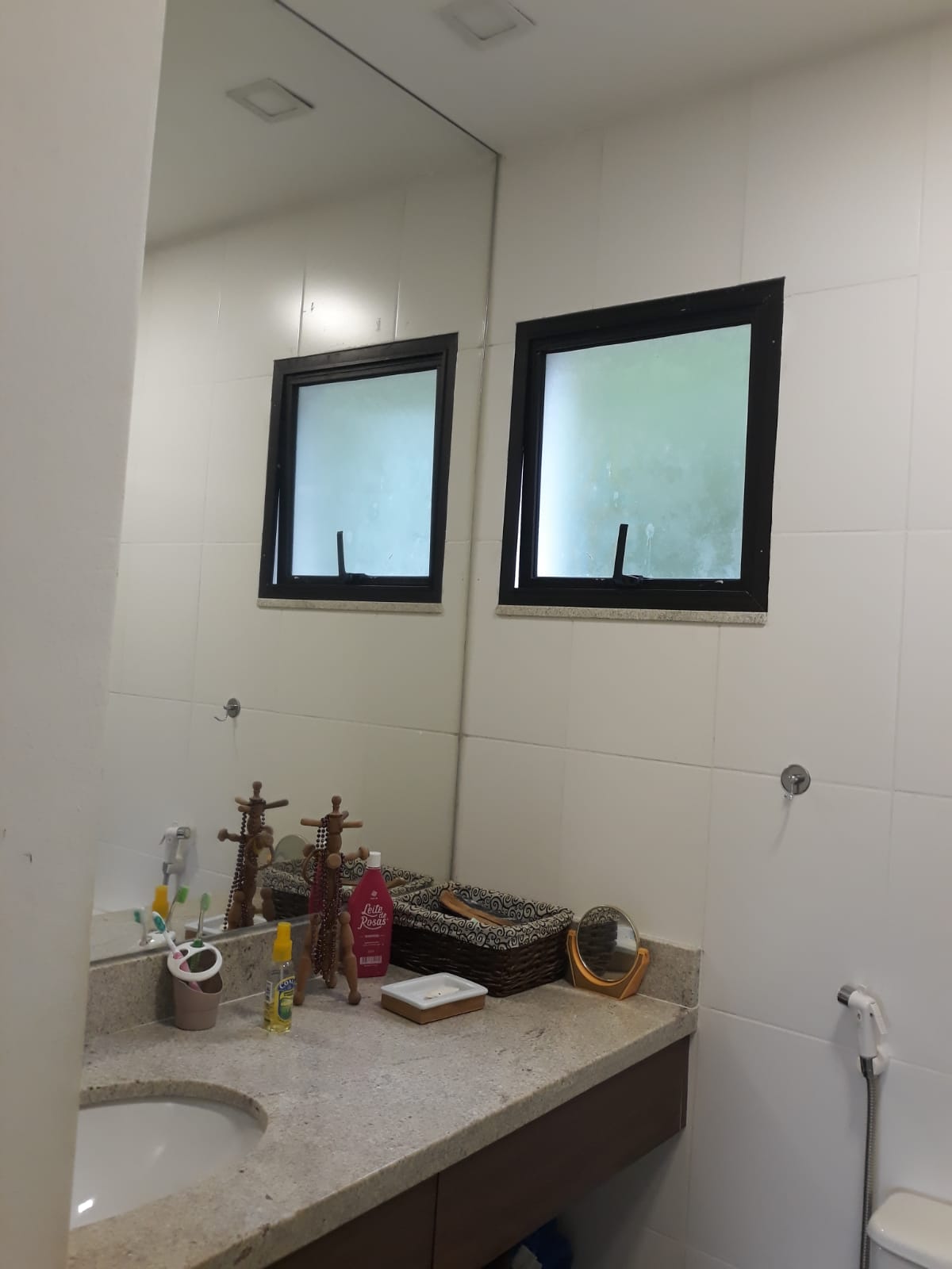 Casa Alto Padrão  em condominio pé na areia em Angra dos REis RJ