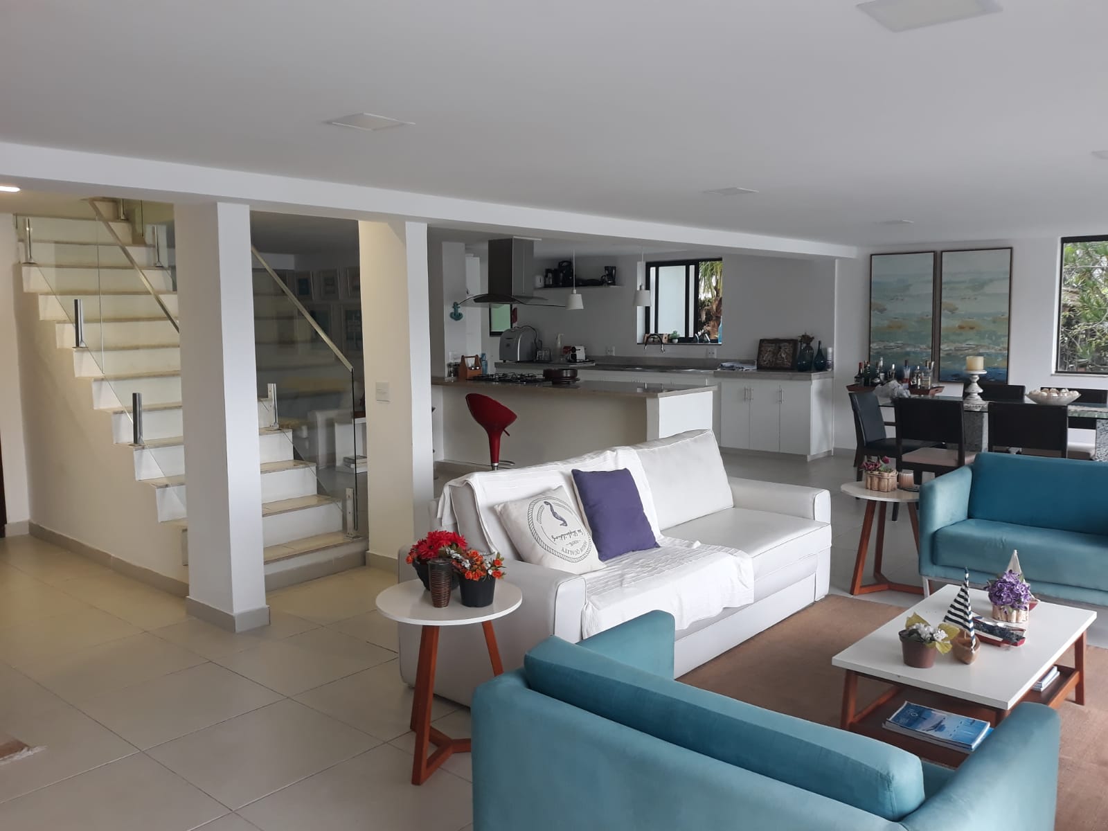 Casa Alto Padrão  em condominio pé na areia em Angra dos REis RJ