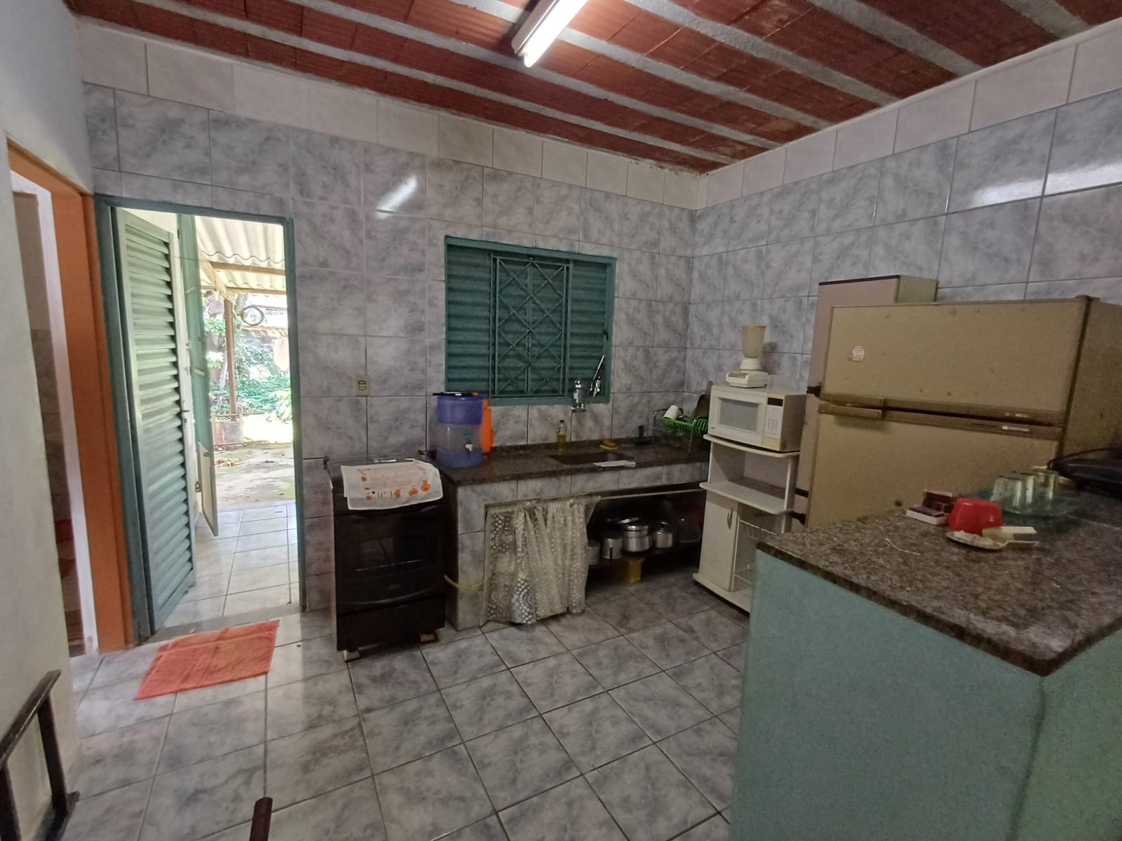 Casa de 02 quartos no Bracuí  próximoa ao condomínio Bracuí na Rio Santos Angra dos Reis RJ