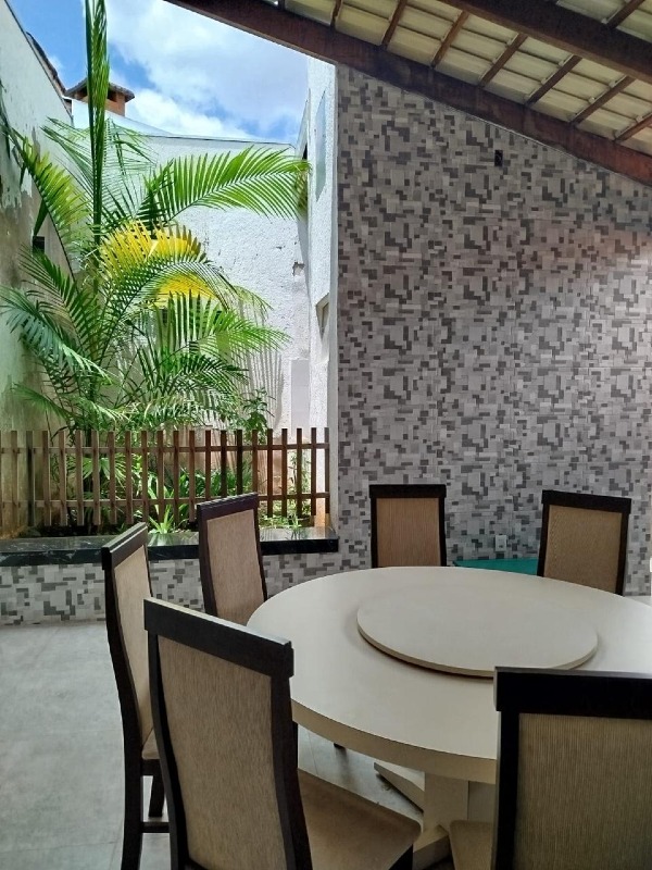 Casa - Venda, Jardim Patrícia, Uberlândia, MG