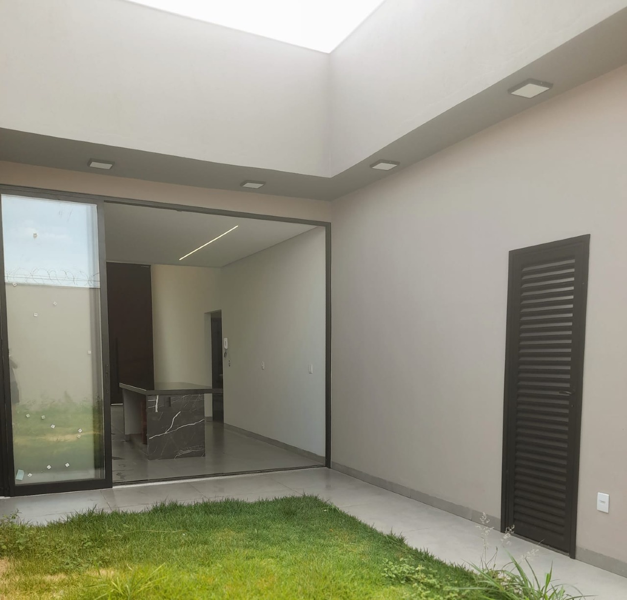Casa - Venda, Novo Mundo, Uberlândia, MG