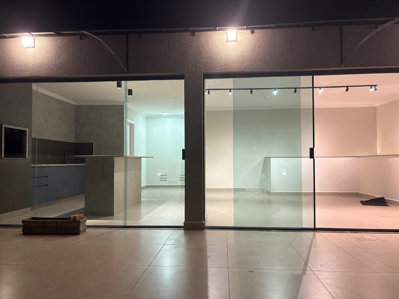 Confortável Cobertura duplex no Santa Mônica em Uberlândia 