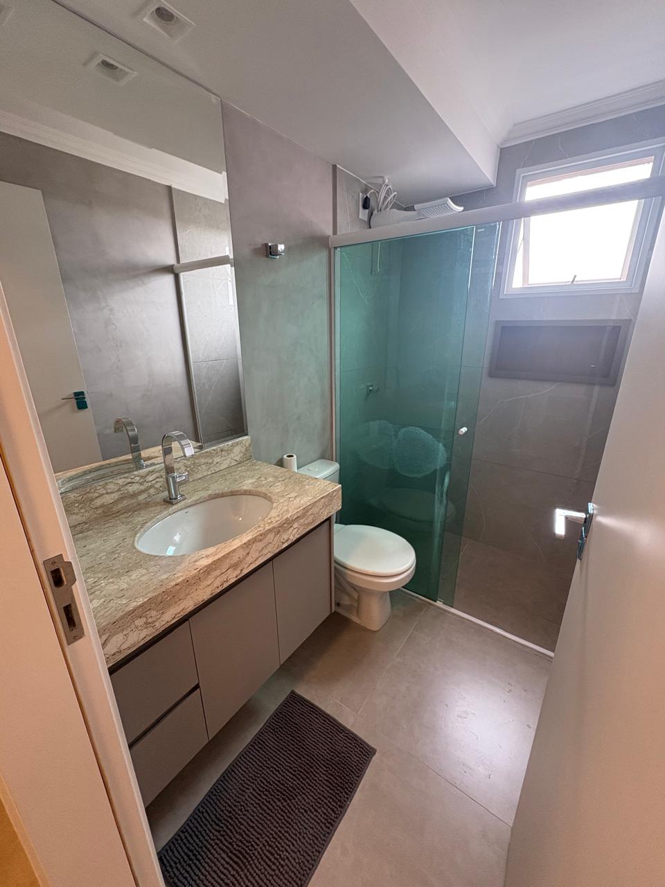 Confortável Cobertura duplex no Santa Mônica em Uberlândia 