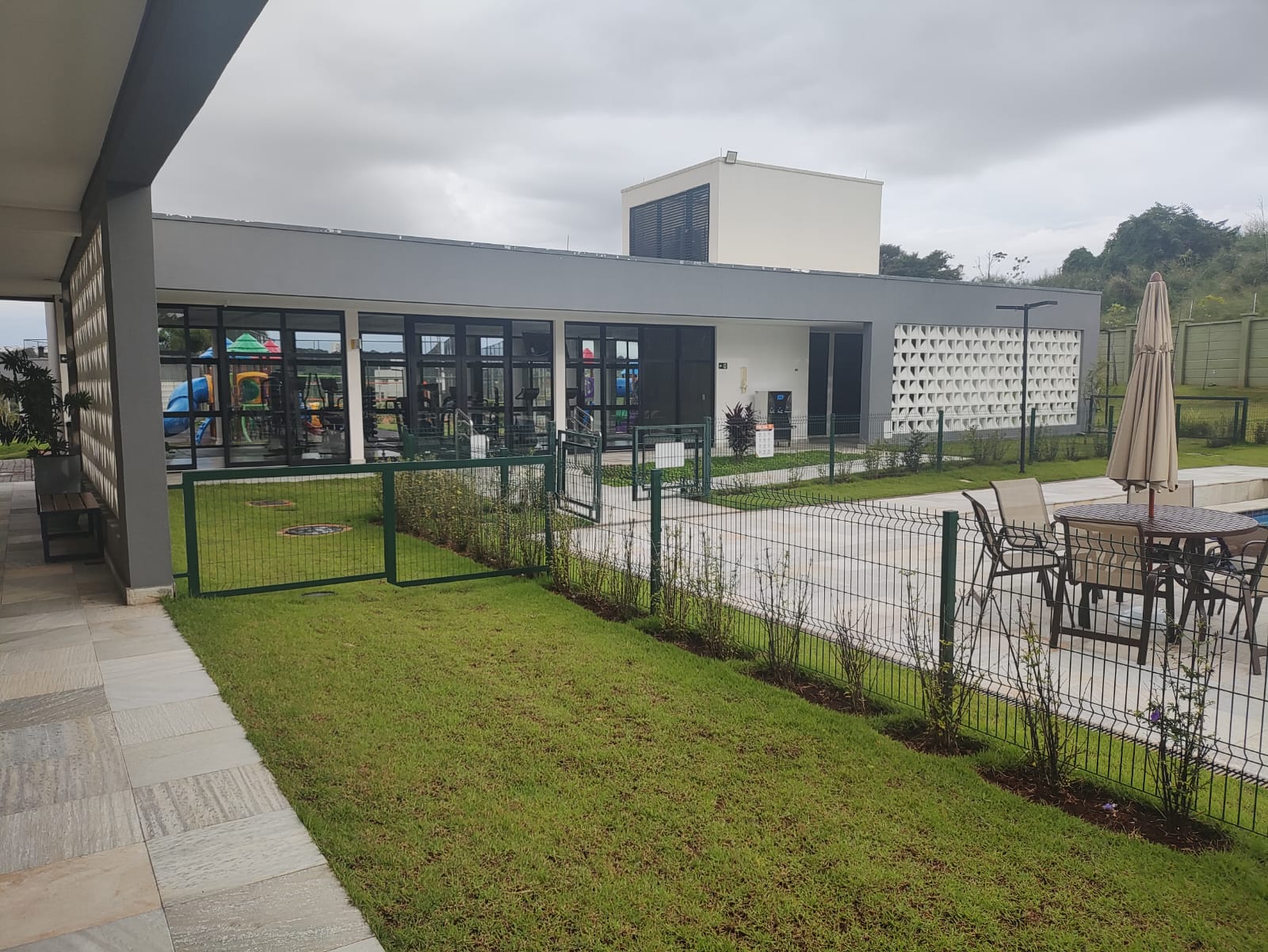 Lotes em Condomínio Fechado - Terras Alpha