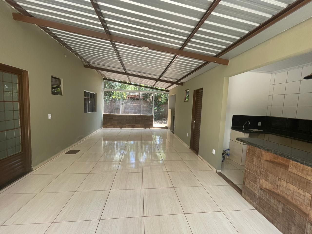 Fantástica Área residencial na Vila Angélica II em Jardim, 50m do asfalto.