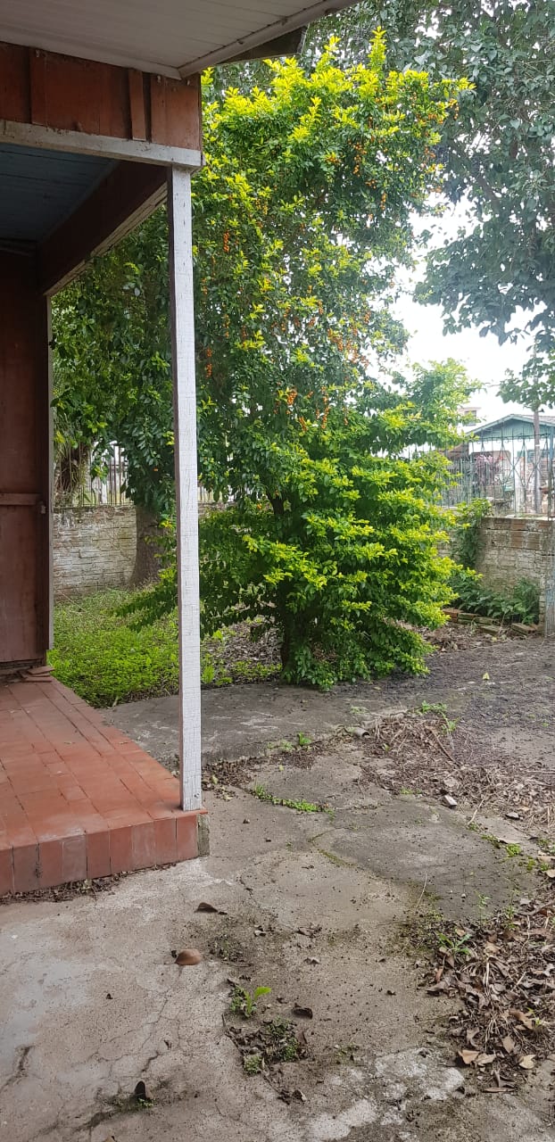 TERRENO NO PATRONATO RUA DOS LÍRIOS / ACEITA PERMUTA  POR APARTAMENTO