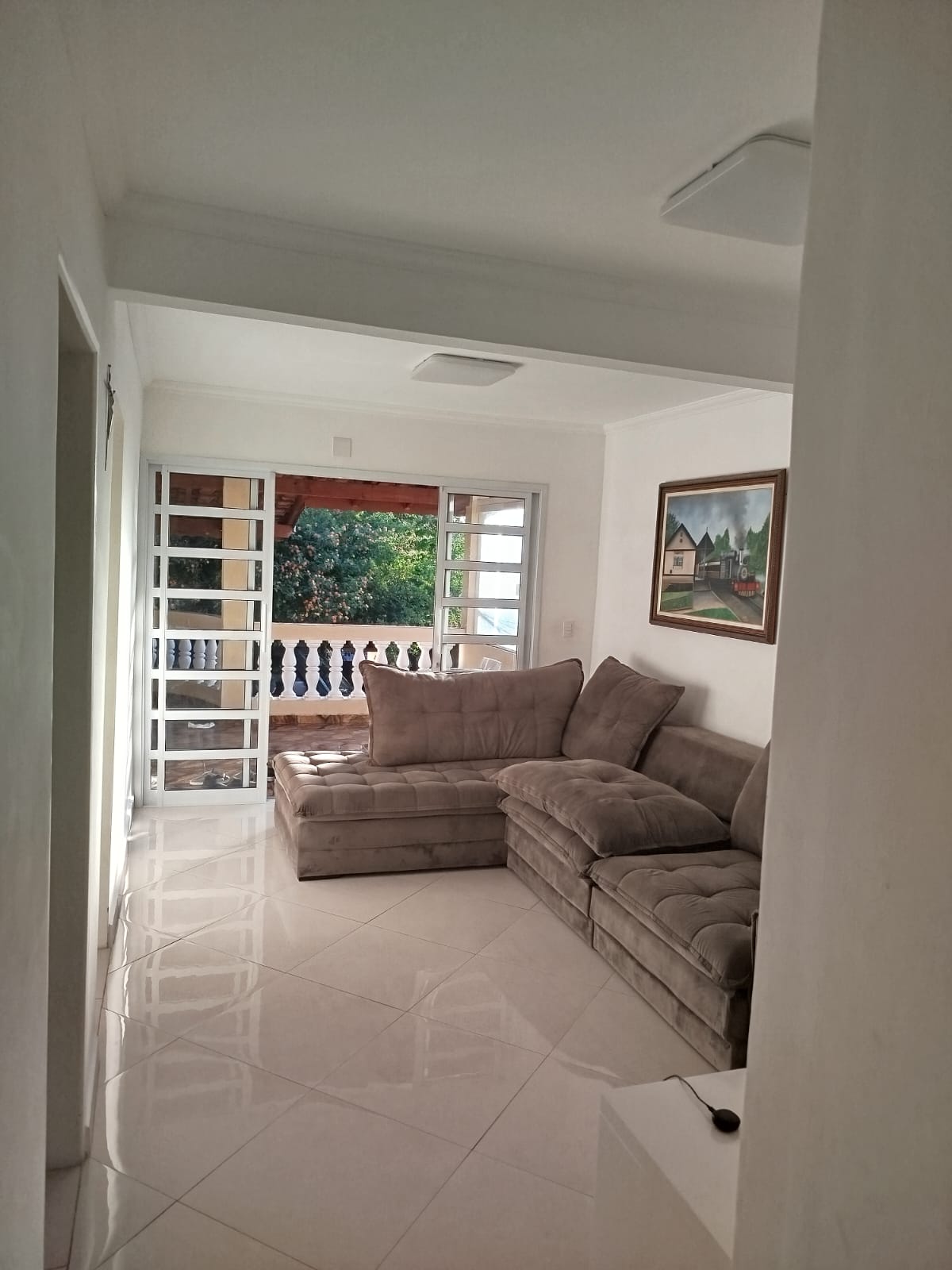 Casa com 3 Quartos e 2 banheiros à venda, 200m² - Arujamérica - Arujá-SP