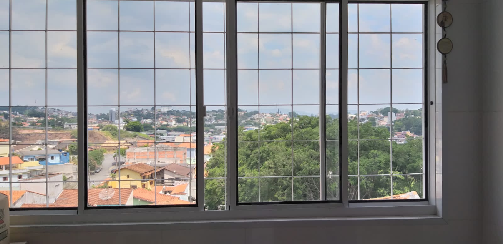Casa a venda localizada no bairro Center Ville em Arujá-SP!