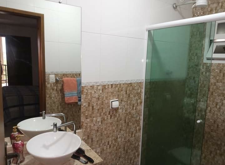 Casa a venda localizada no bairro Center Ville em Arujá-SP!