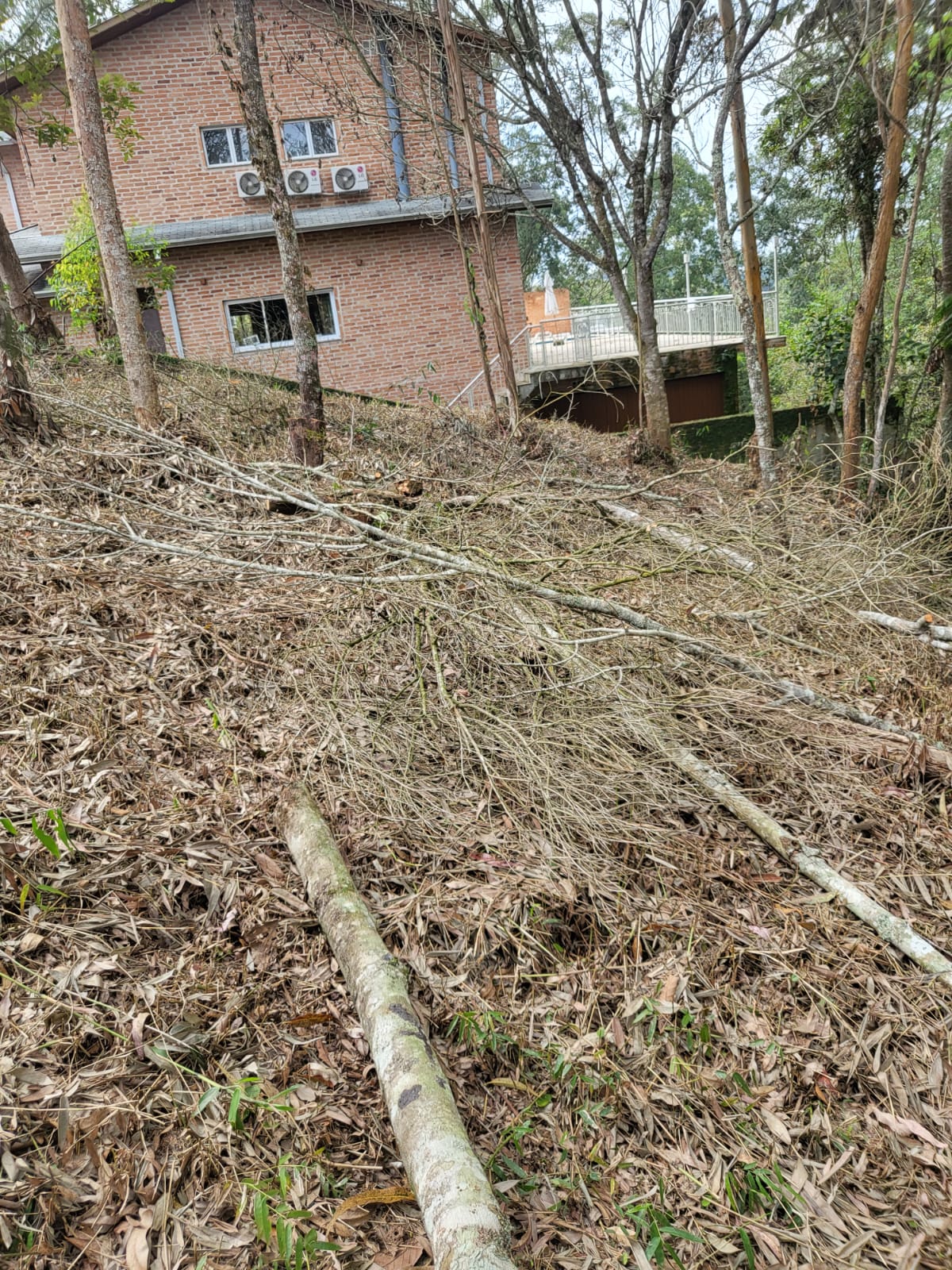 Terreno a venda localizado no  condomínio Ibirapitanga em Santa Isabel-SP