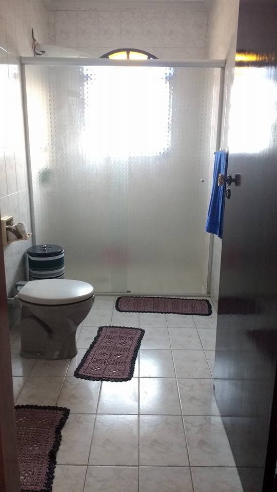 Casa a venda localizada no bairro Jardim Rincão em Arujá-SP!