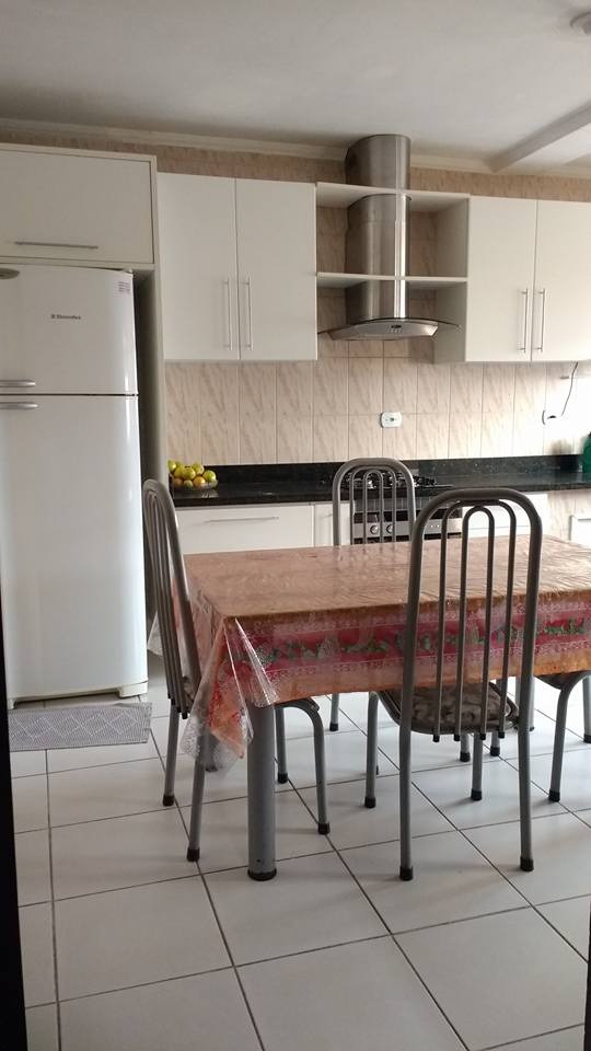 Casa a venda localizada no bairro Jardim Rincão em Arujá-SP!