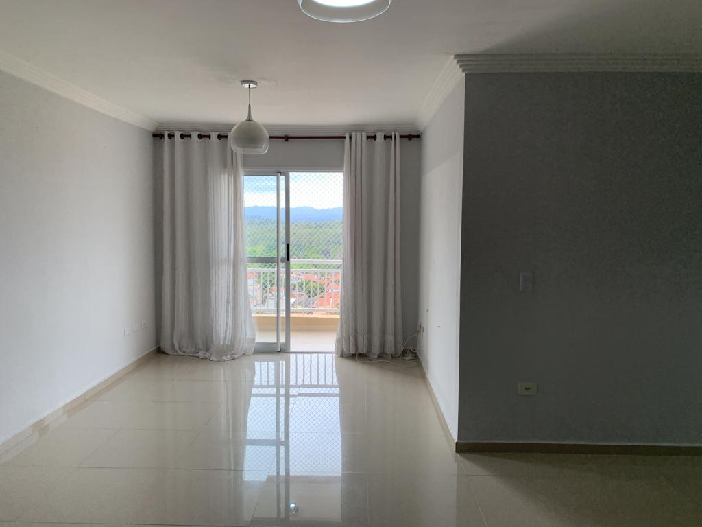 Locação de apartamento no Condomínio Arujá Clube-Arujá-SP