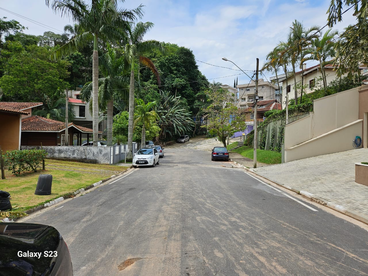 Terreno com venda localizado no condominio Country Cluby em Arujá-SP! 