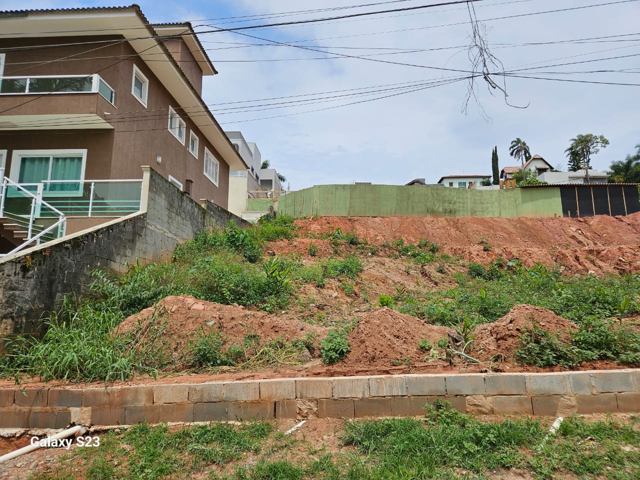 Terreno com venda localizado no condominio Country Cluby em Arujá-SP! 