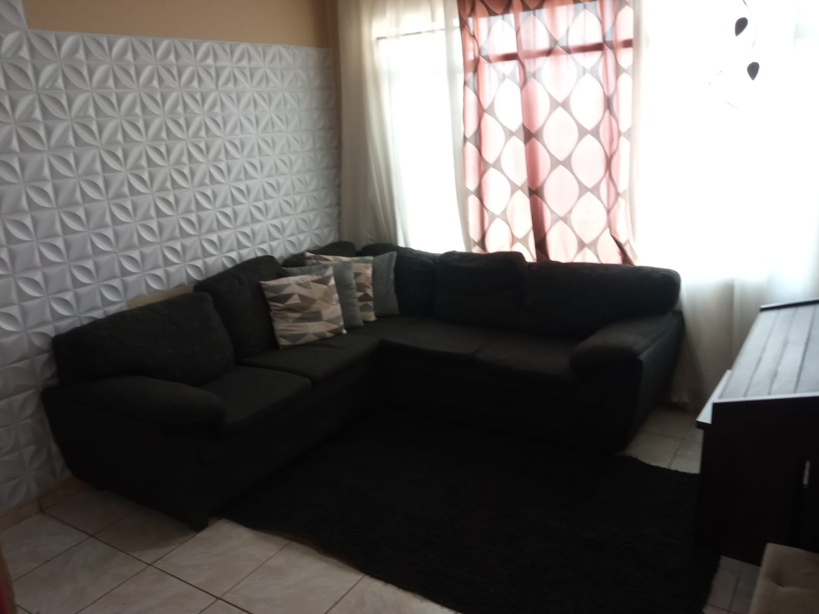 Casa a venda localizada no bairro Jordanopolis em Arujá-SP!