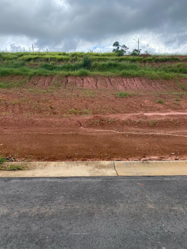 Terreno a venda localizado no condomínio  Reserva Arujá em Arujá-SP