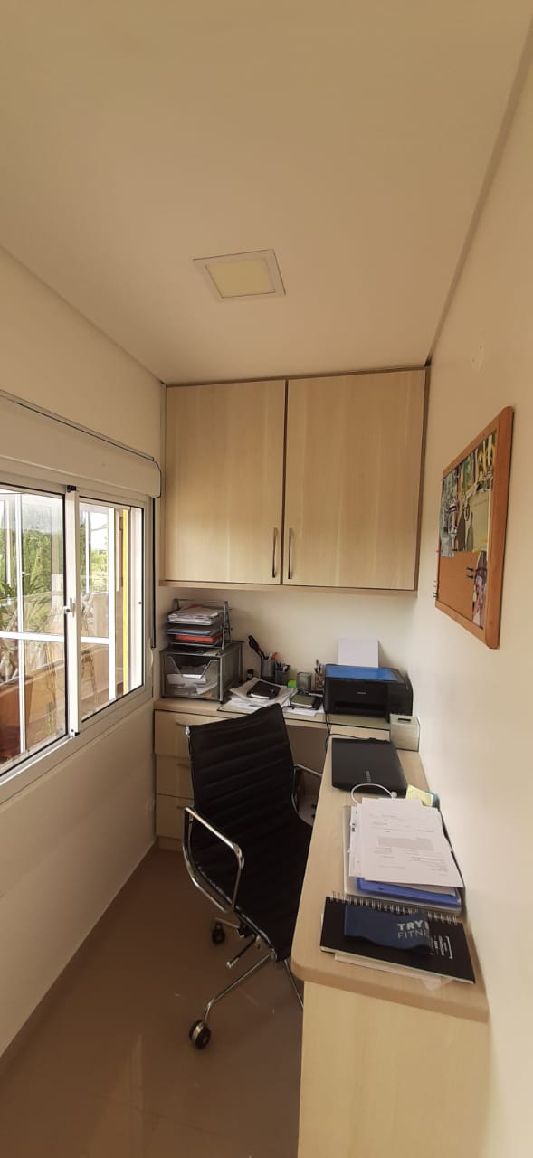 Casa a venda localizada no condomino Hills III em Arujá-SP! 