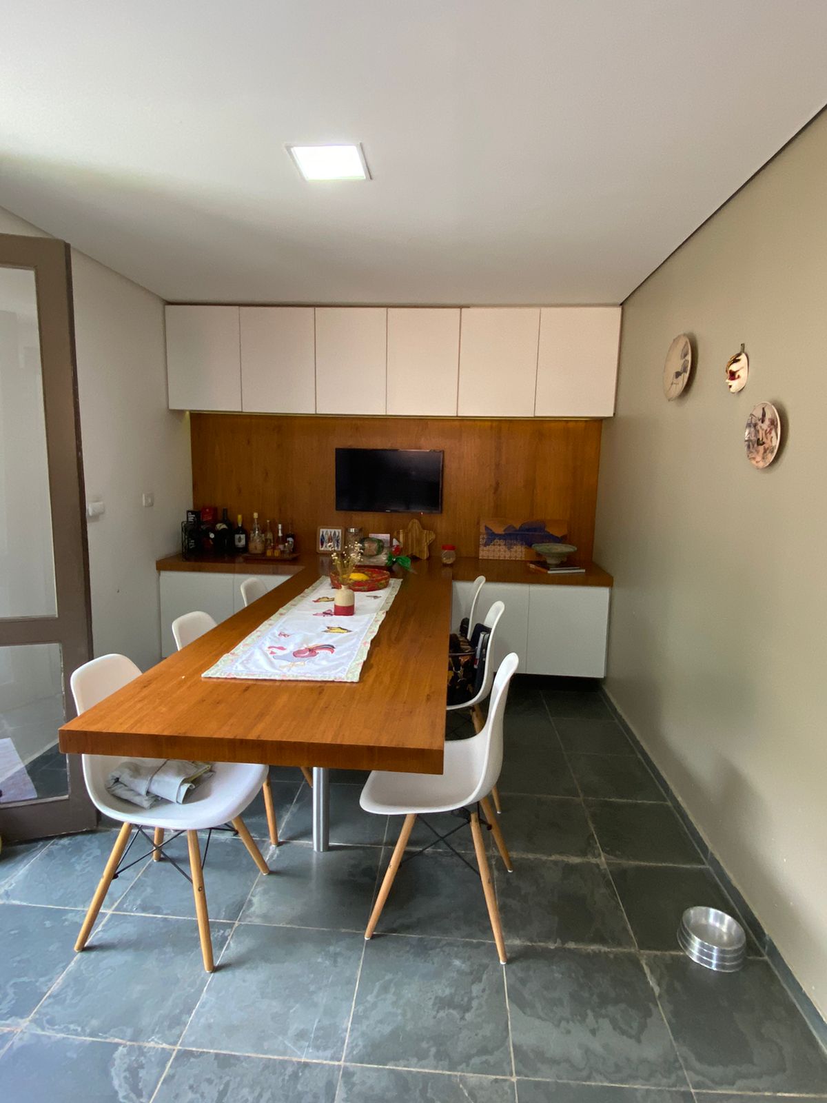 Casa a venda localizada no condomínio Arujazinha I, II E III em Arujá-SP! 