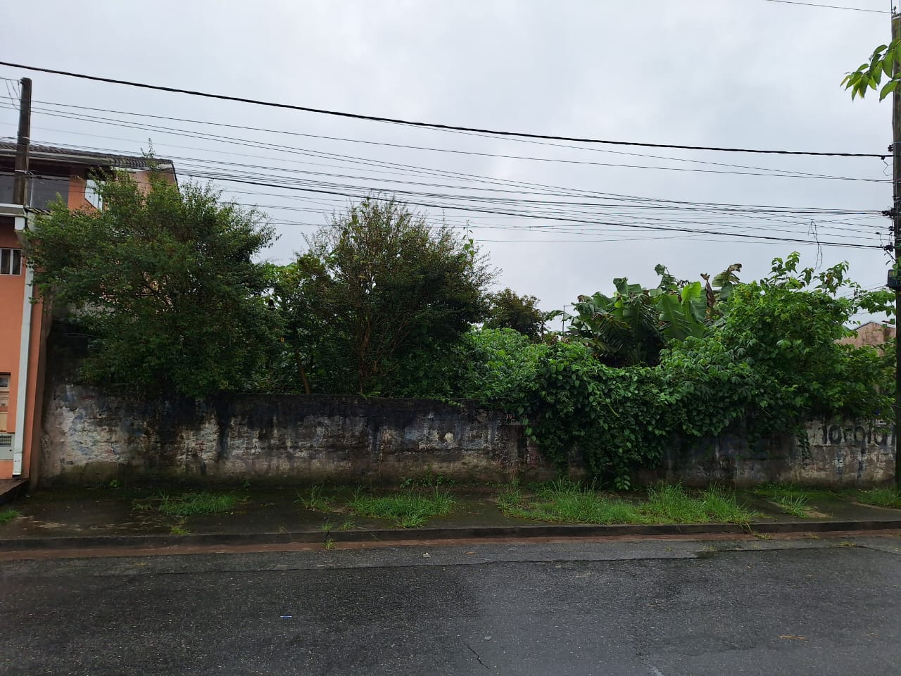 Terreno a venda localizado no bairro Pilar em Arujá-SP!