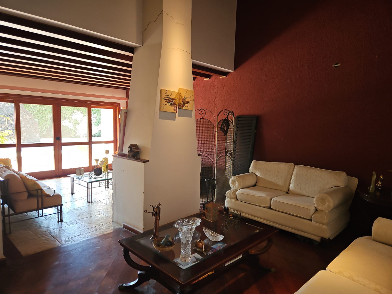 Casa a venda localizada no condomínio Hills III em Arujá-SP!