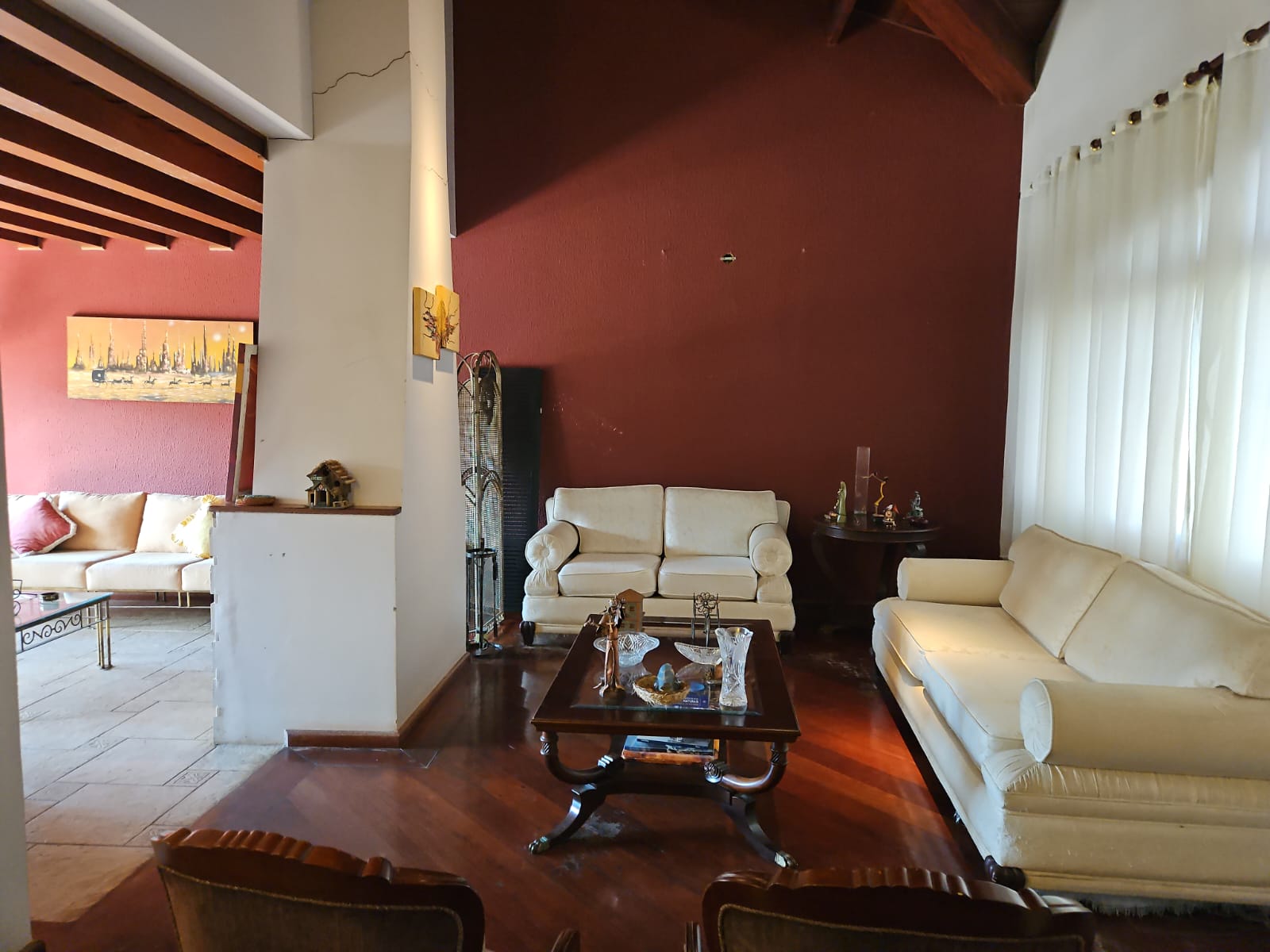 Casa a venda localizada no condomínio Hills III em Arujá-SP!