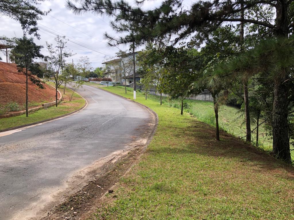 Terreno a venda localizado no condomínio Reserva Ibirapitanga em Santa Isabel-SP!