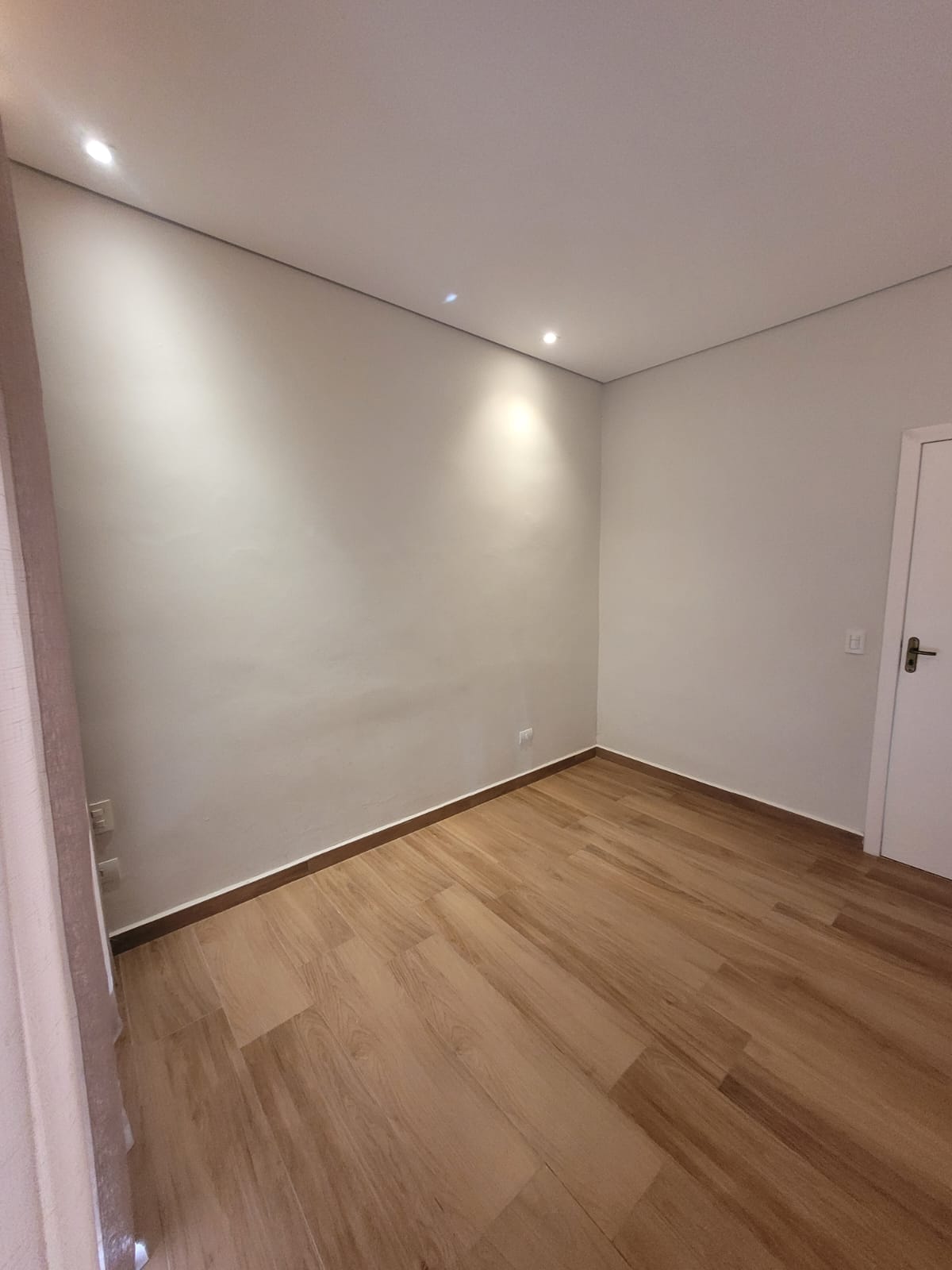 Casa a venda localizada no bairro Jardim Renata em Arujá-SP!
