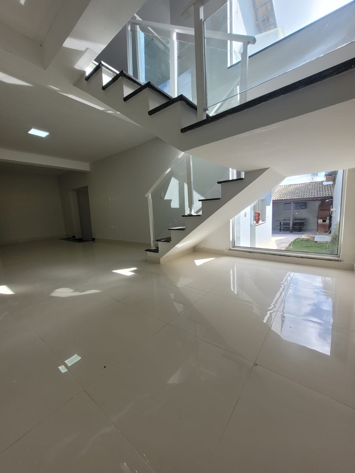 Casa a venda localizada no bairro Jardim Renata em Arujá-SP!