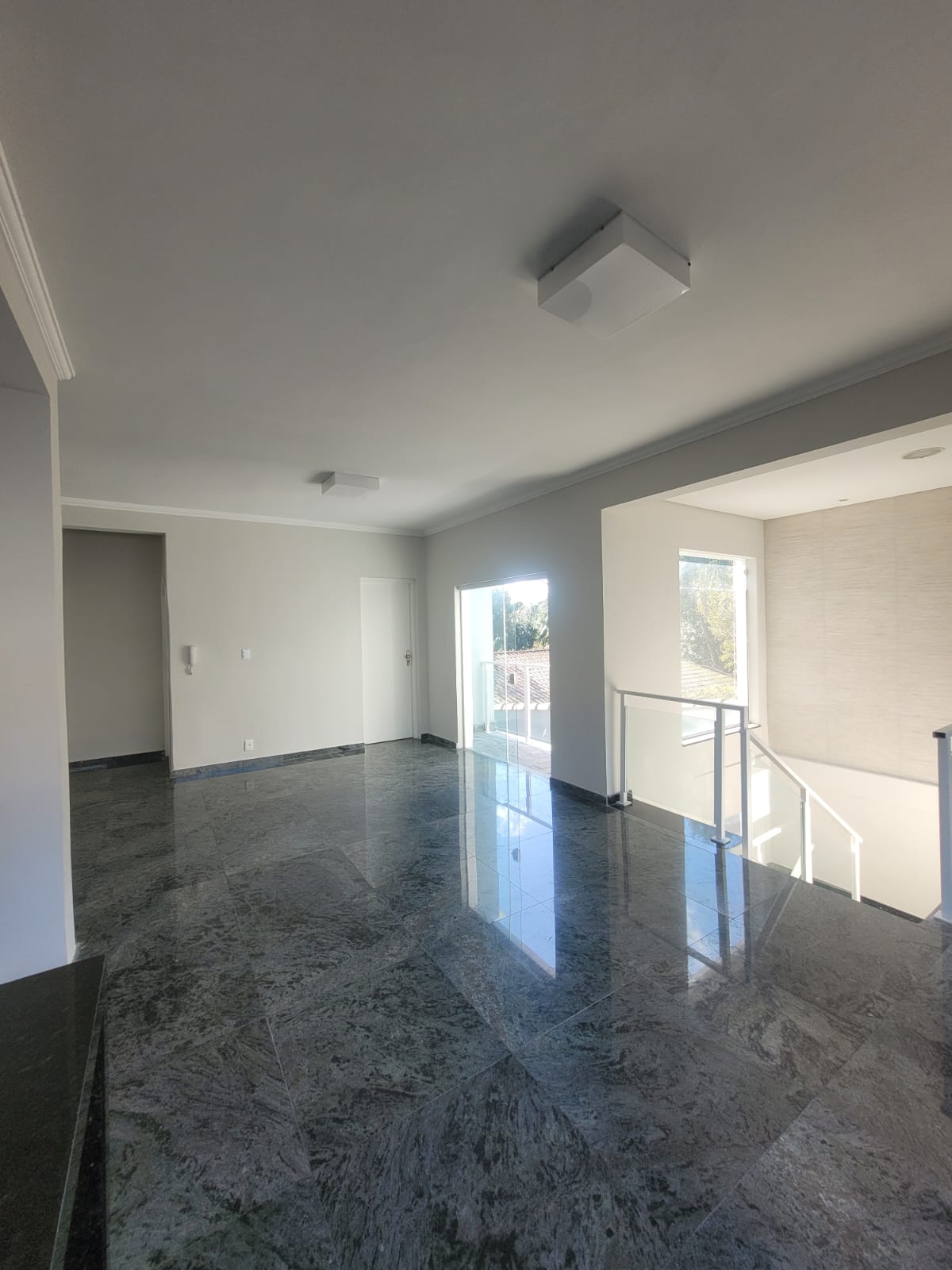 Casa a venda localizada no bairro Jardim Renata em Arujá-SP!