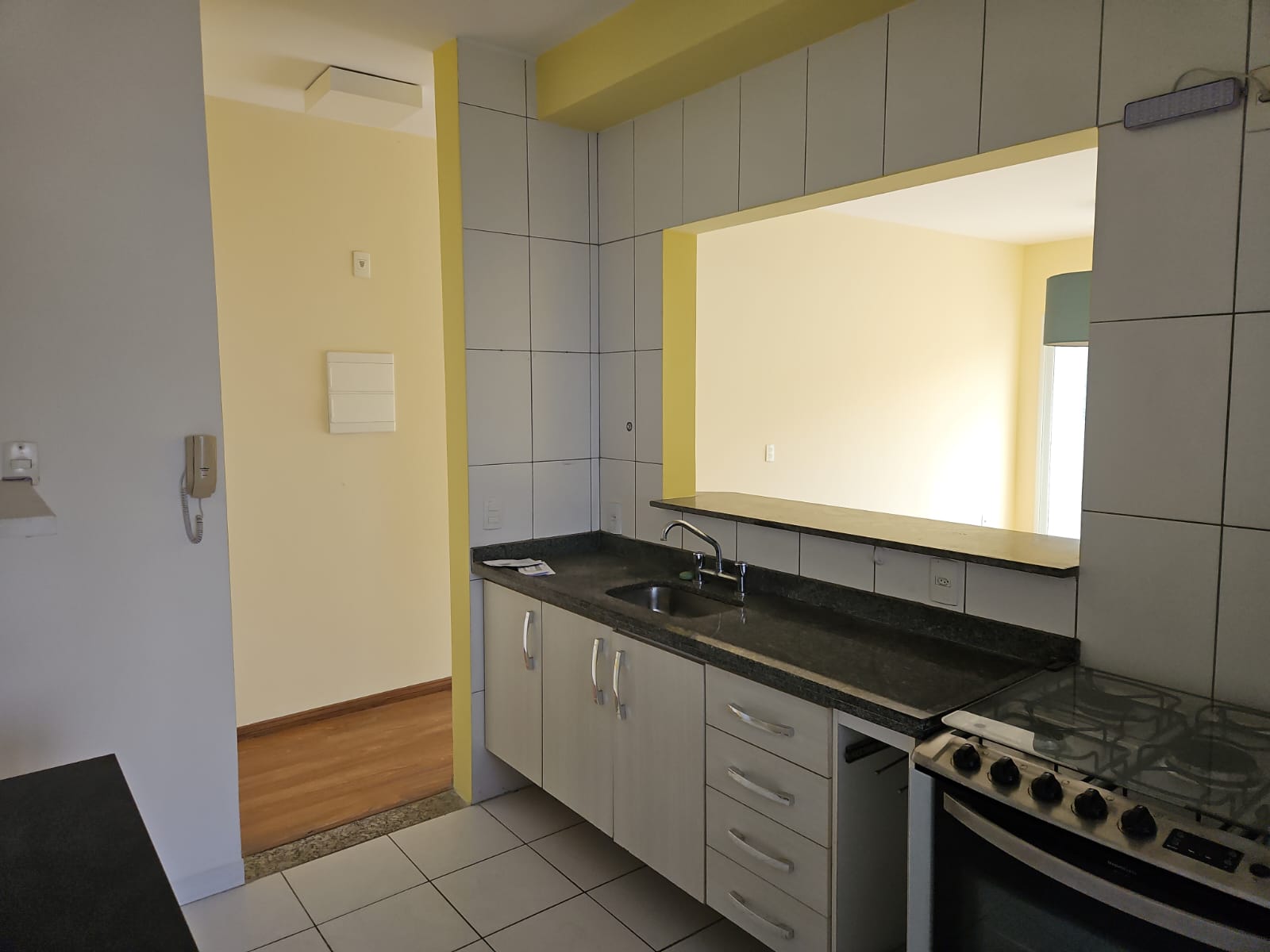 Apartamento para locação localizado no condomínio Edifício Amarílis em Arujá-SP