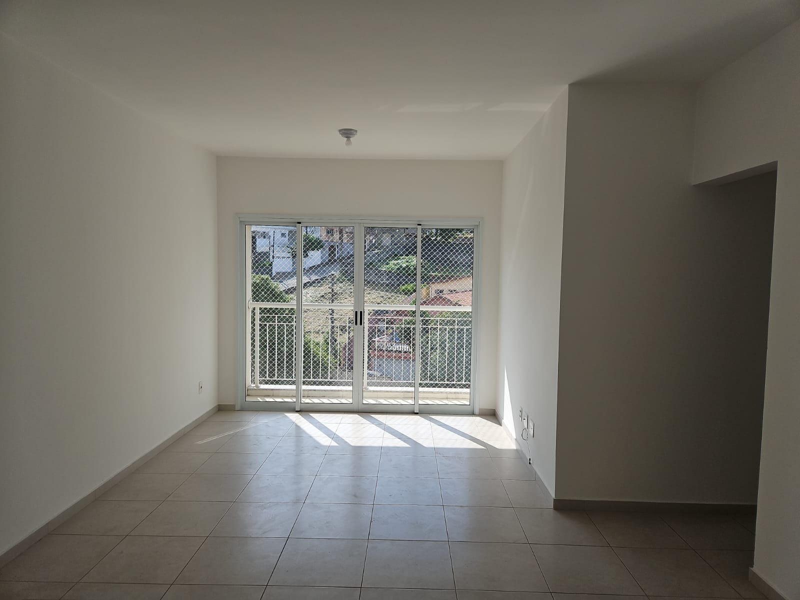 Apartamento  para locação loacalizado no Edifício Amarílis em Arujá-SP