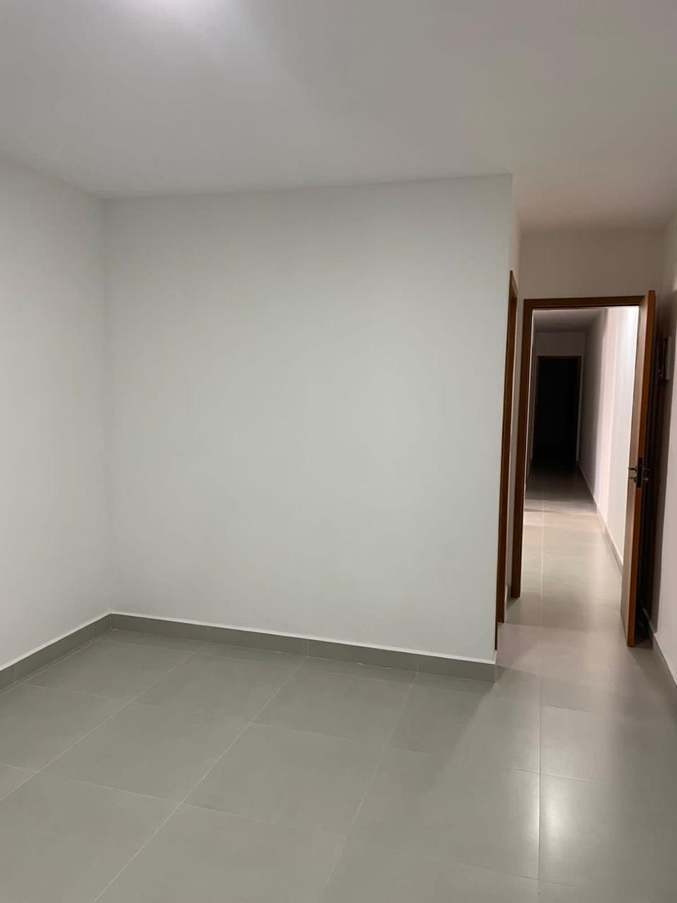 Casa a venda localizada no bairro Jordanopollis em Arujá-SP!
