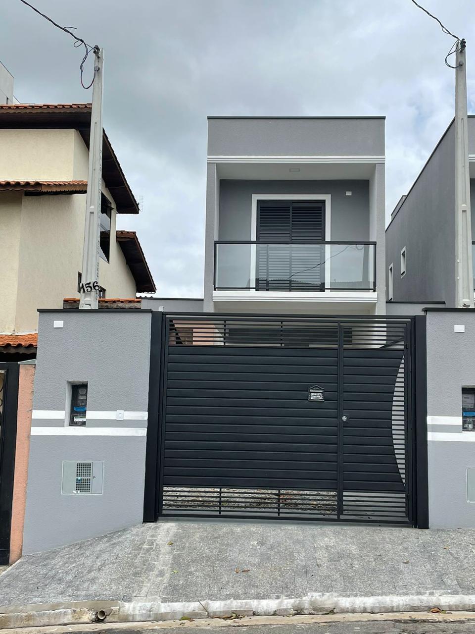 Casa a venda localizada no bairro Jordanopollis em Arujá-SP!