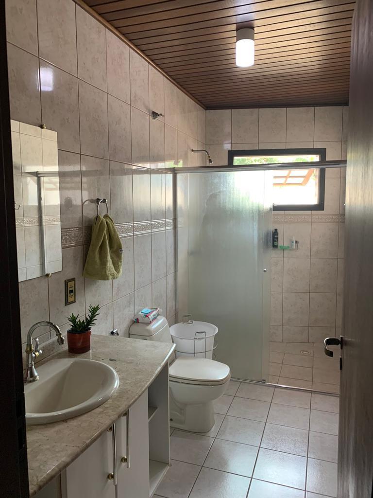 Casa a venda localizada no condomínio Aruja V em Arujá-SP!