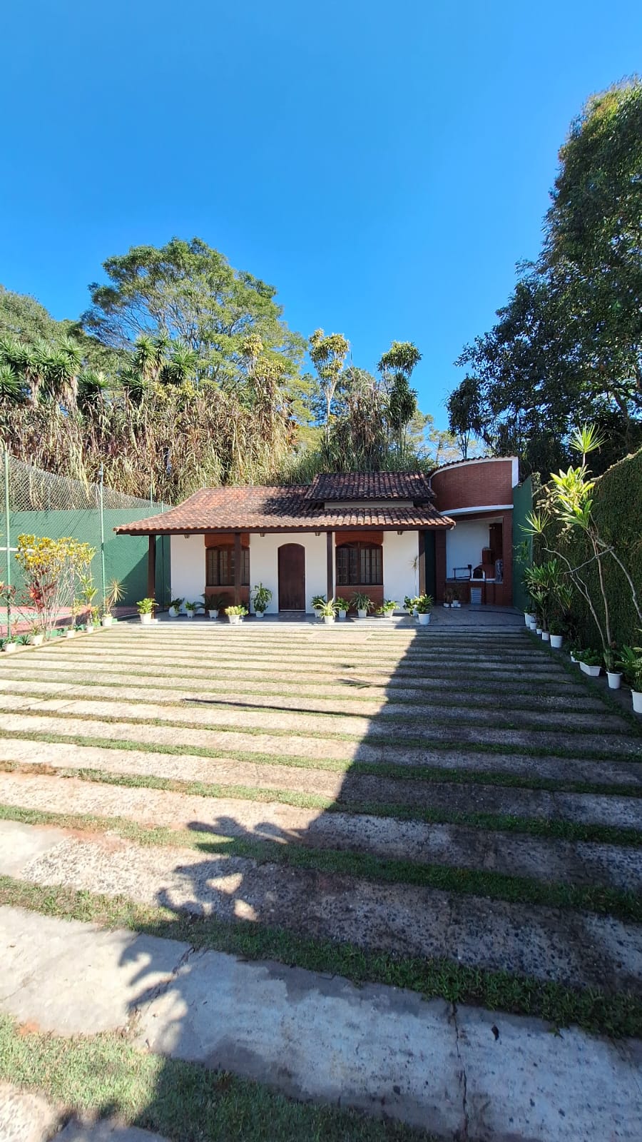 Chácara a venda localizada no bairro Parque Santa Tereza em Santa Isabel-SP